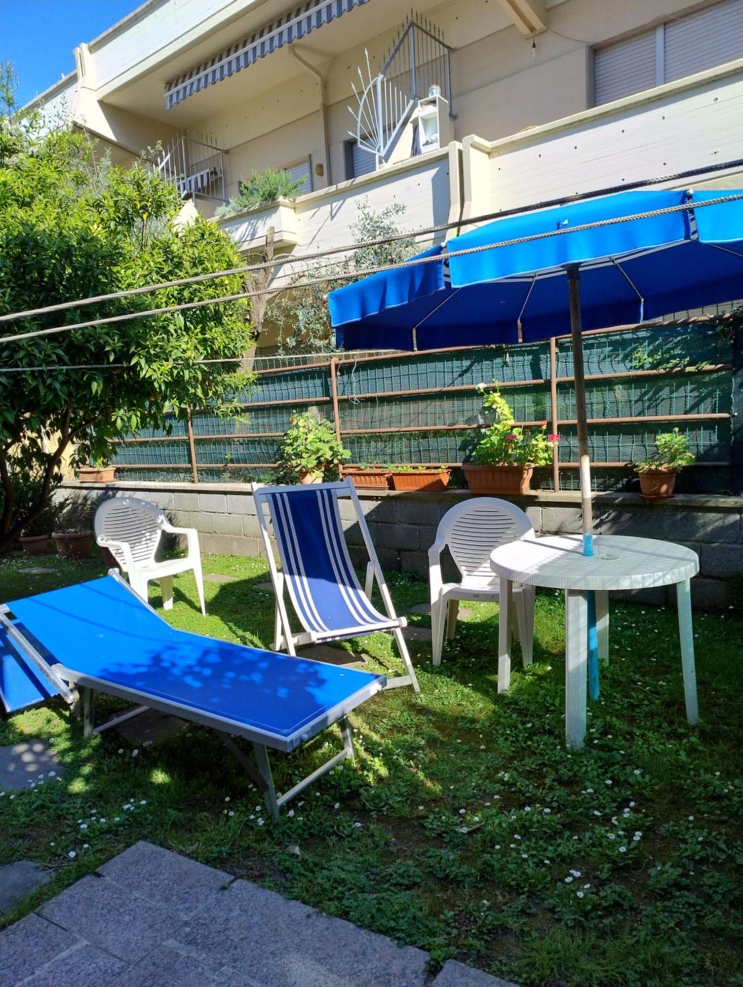 Bilocale Climatizzato A 850M Dalla Spiaggia Casa Katia Marina di Massa Luaran gambar